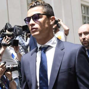 Cristiano Ronaldo'nun vergi borcu hapis cezası uzlaşma sonucu mahkeme tarafından ertelendi